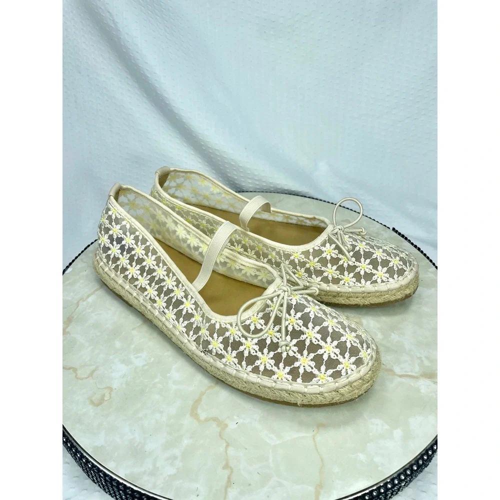 Madden Girl Floral Lace Mesh Espadrille Mary Jane Flats Womens 8.5 Cream Ballet